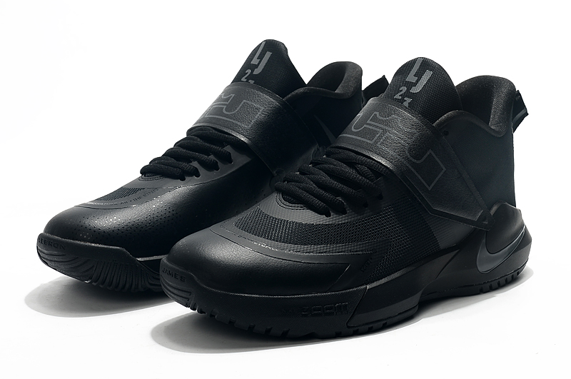 2020 Nike LeBron James Ambassador 12 All Black